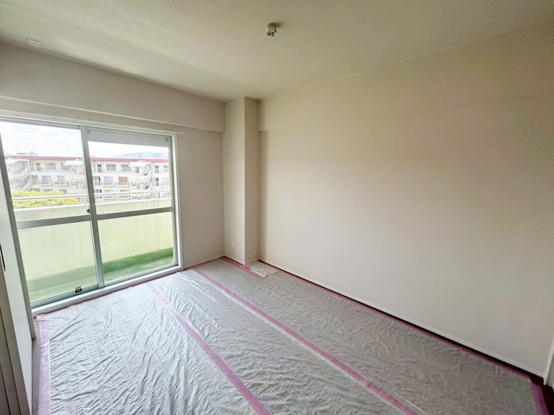 イトーピア向日マンションC棟 内観写真（リビング以外の居室）