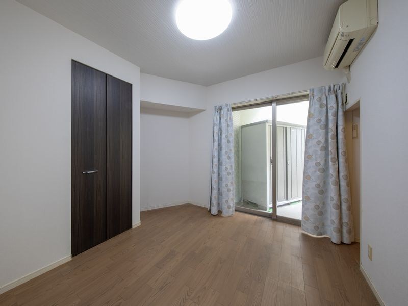 【CASA】 ディナスティ千里中央アスティオ 内観写真（リビング以外の居室）