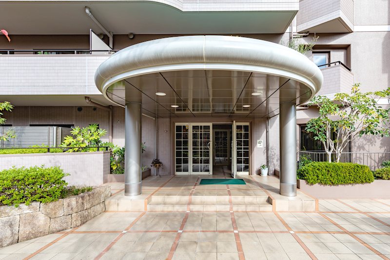 【CASA】アルティプラザ高槻 共用部写真（エントランス）