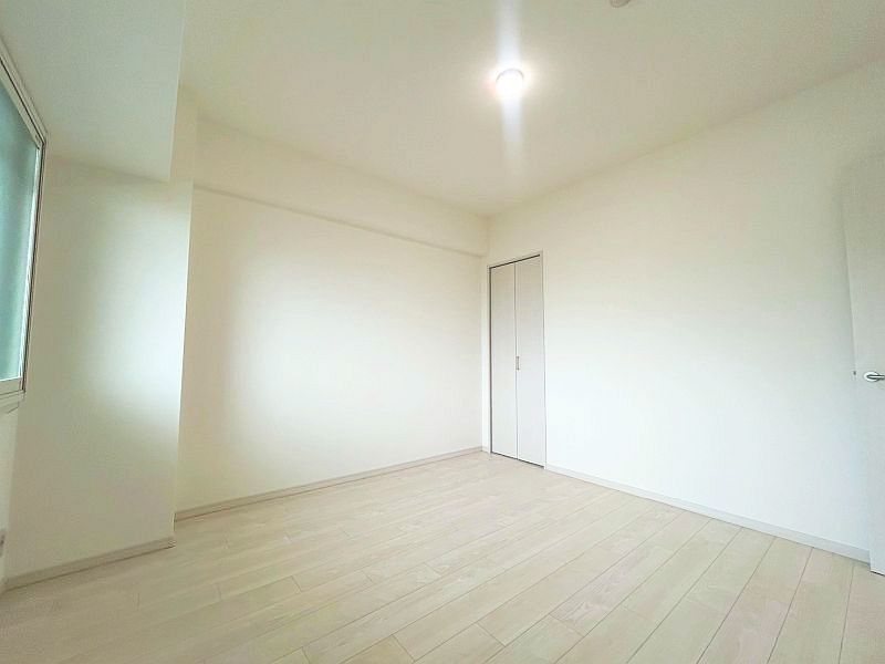 【CASA】アルティプラザ高槻 内観写真（リビング以外の居室）
