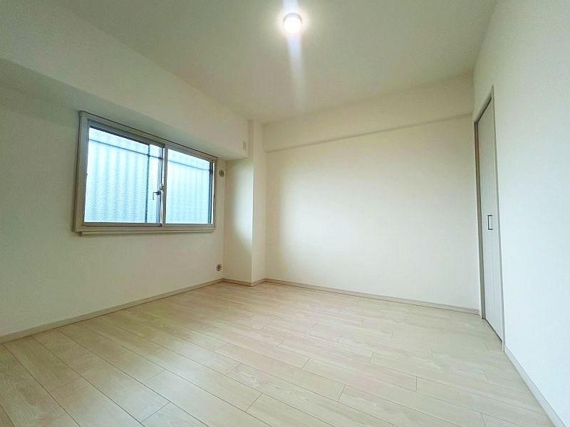 【CASA】アルティプラザ高槻 内観写真（リビング以外の居室）
