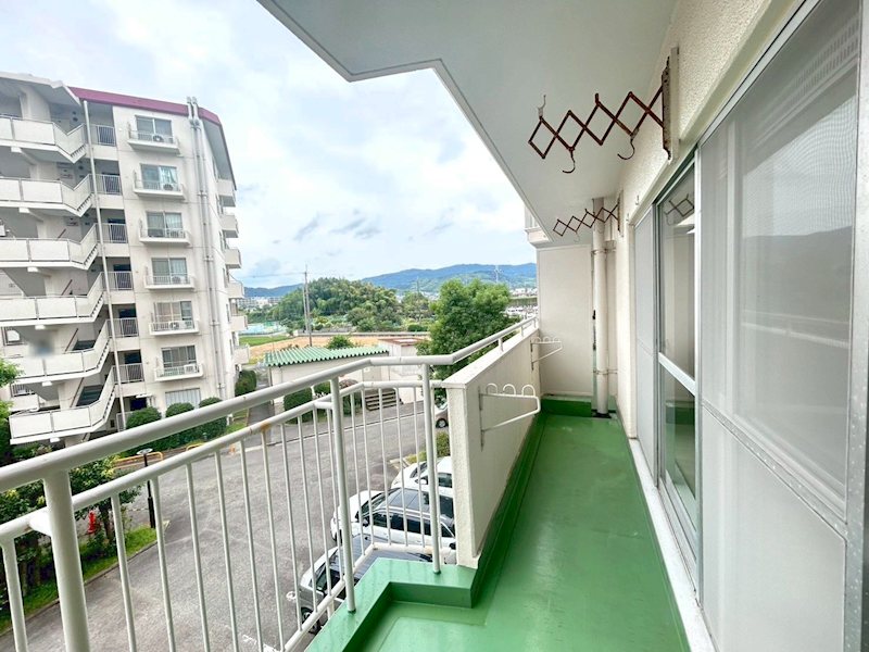 イトーピア向日マンションC棟 現地写真（バルコニー）