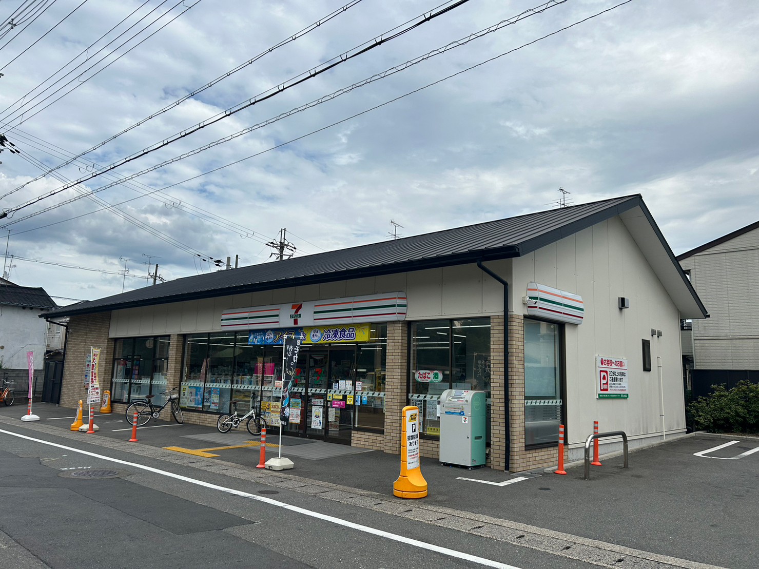 ライオンズマンション上桂 コンビニ