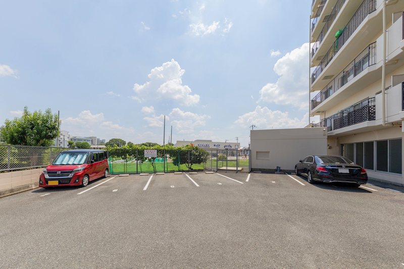 セントラルハイツ淀 共用部写真（駐車場）