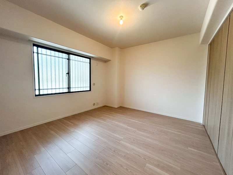 サンシティ桂坂参番館 内観写真（リビング以外の居室）