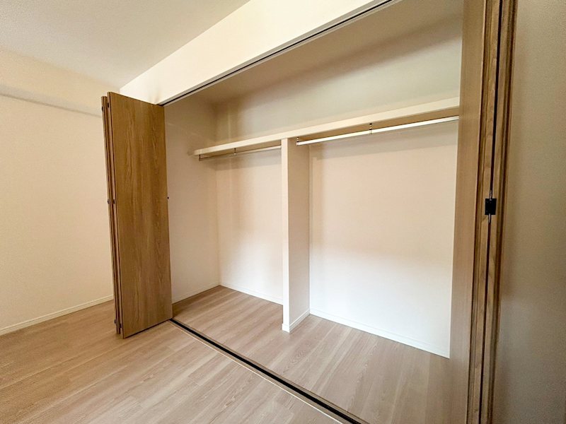 サンシティ桂坂参番館 内観写真（収納）