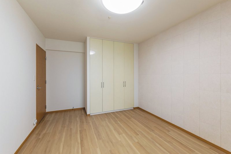 【CASA】 ジオ彩都みなみ坂6番館 内観写真（リビング以外の居室）
