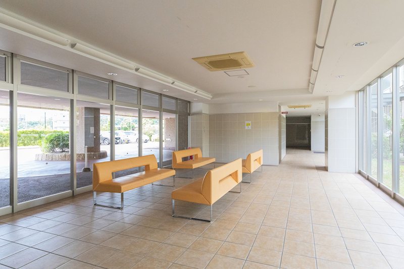 【CASA】 ジオ彩都みなみ坂6番館 共用部写真（エントランス）