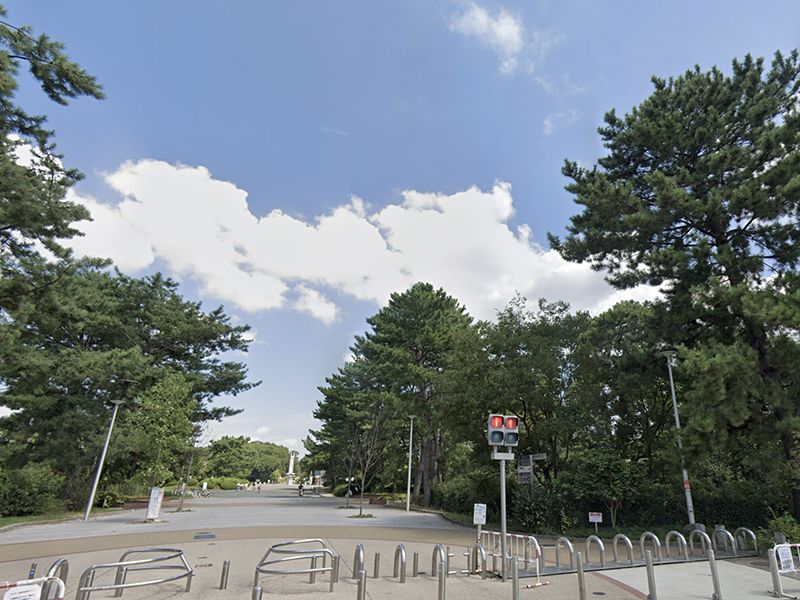 エムアンドエッチ第3 公園