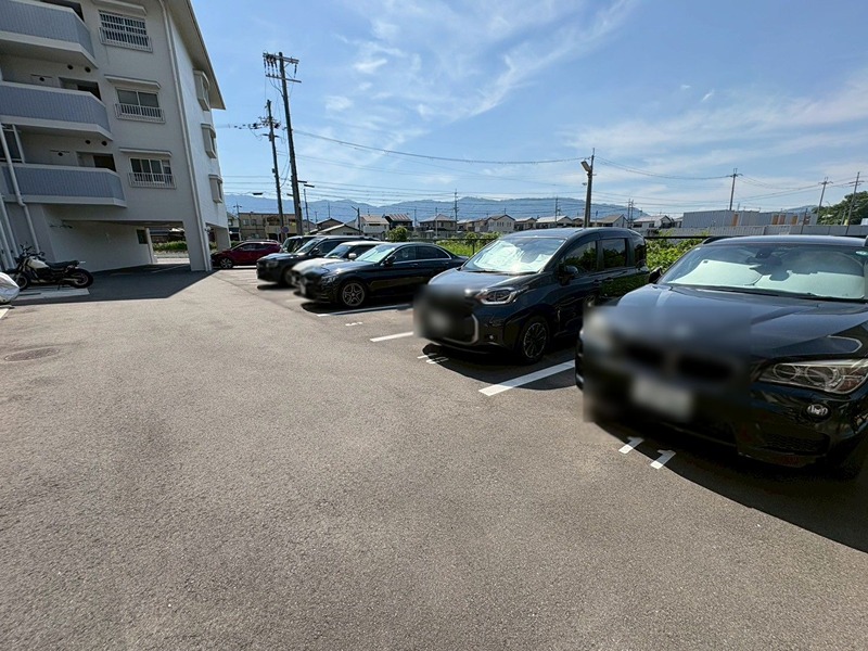 エルパーク西京・大原野 共用部写真（駐車場）