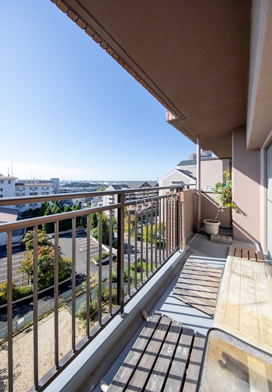 【CASA】朝日プラザ高槻ウエスト・ヒルズB棟 現地写真（バルコニー）