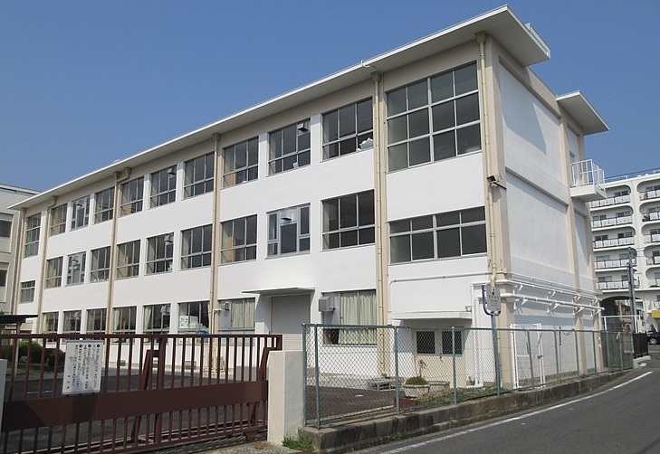 【6/13(土)・6/14(日)OH開催】松ケ丘4丁目【CASAの新築】 中学校