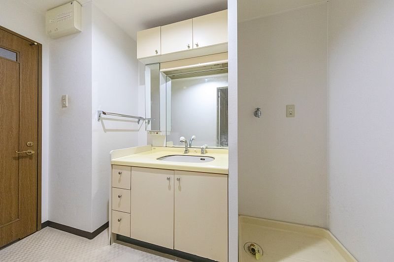 【CASA】ライオンズヒルズ高槻 内観写真（洗面台・洗面所）