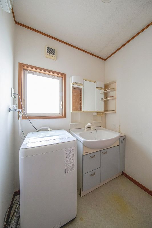 【CASA】高槻市上土室6丁目～レオタウン高槻フォーリア～ 内観写真（洗面台・洗面所）