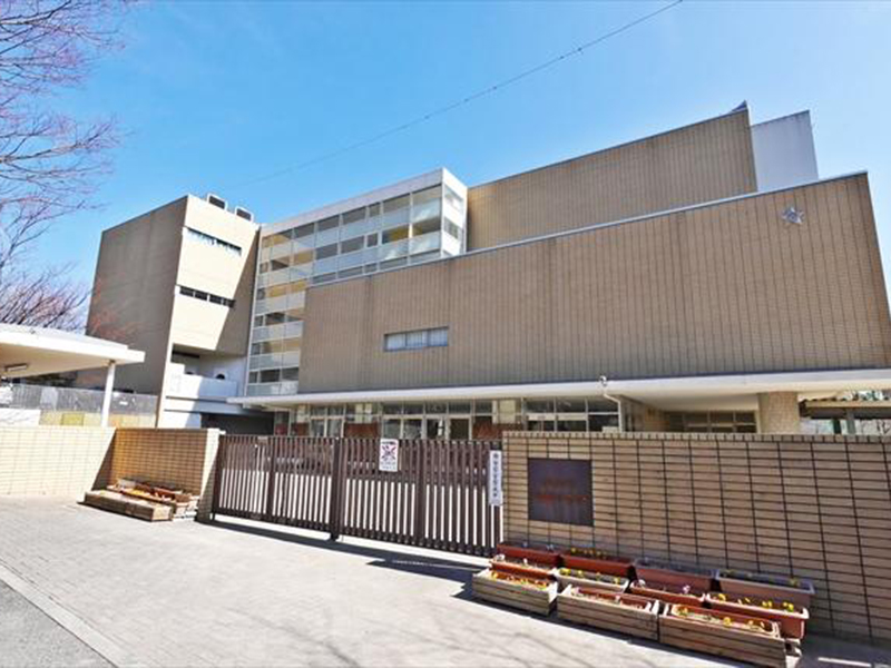 フローラ芦屋フラット 小学校