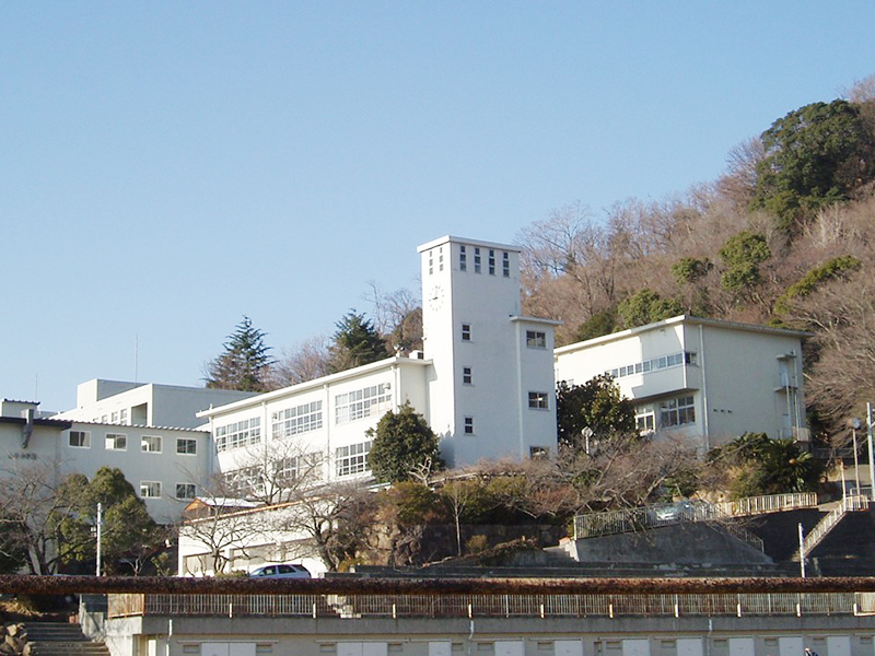 フローラ芦屋フラット 中学校
