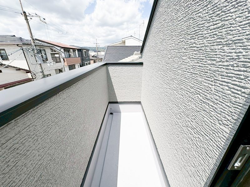 the CASA 京都市伏見区淀下津町 現地写真（バルコニー）