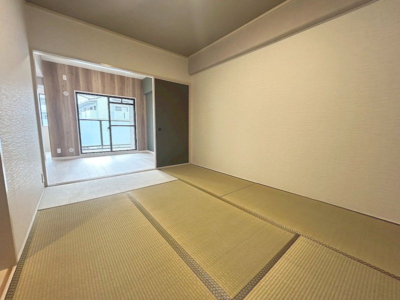 【CASA】フォルム逆瀬川 内観写真（リビング以外の居室）