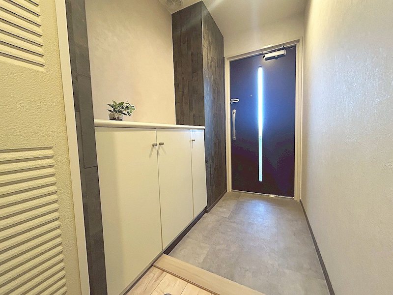 【CASA】フォルム逆瀬川 現地写真（玄関）