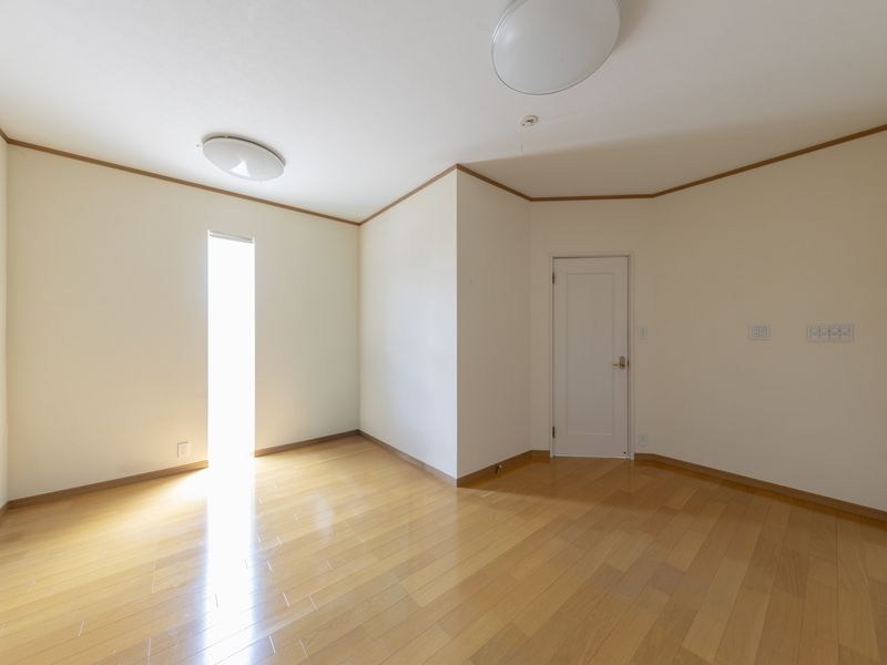 【CASA】 茨木市彩都あさぎ2丁目 内観写真（リビング以外の居室）