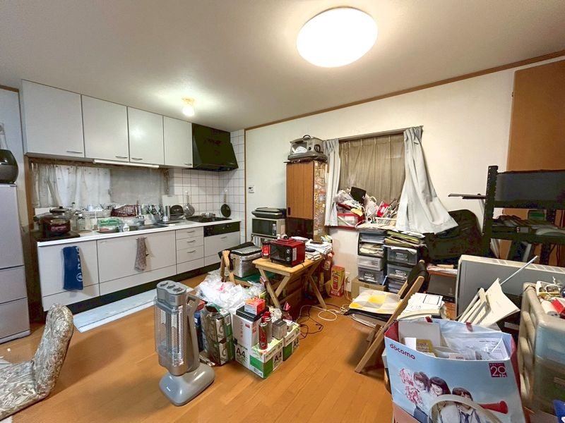【CASA】 吹田市寿町2丁目 内観写真（リビング）