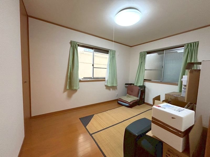 【CASA】 吹田市寿町2丁目 内観写真（リビング以外の居室）