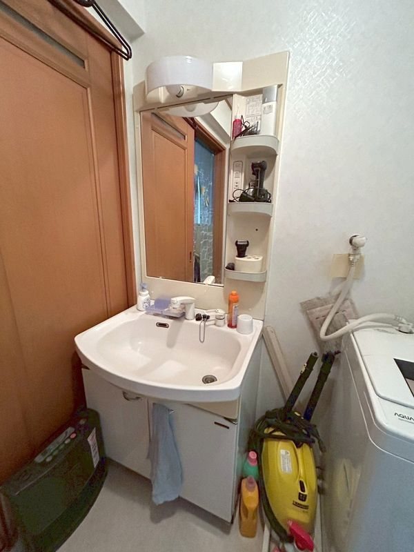 【CASA】 吹田市寿町2丁目 内観写真（洗面台・洗面所）