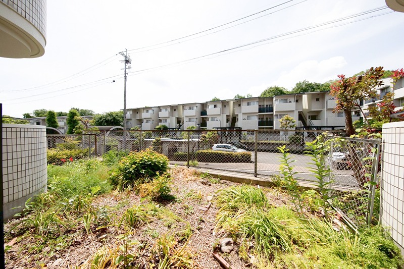 高の原アーバンコンフォートC棟 現地写真（庭）