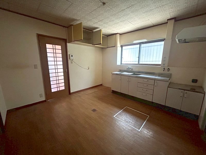 【CASA】 川西市久代2丁目 内観写真（キッチン）