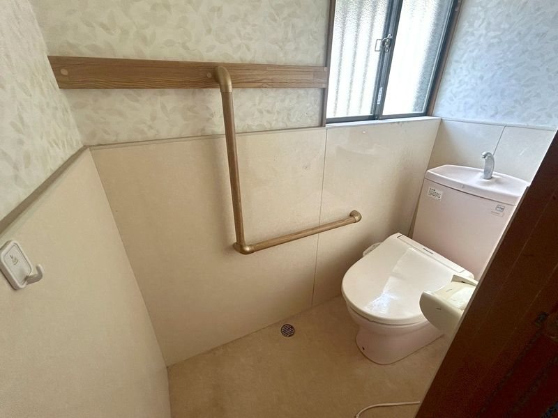 【CASA】 川西市久代2丁目 内観写真（トイレ）