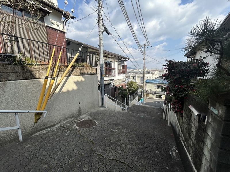 【CASA】 川西市久代2丁目 現地写真（前面道路含む現地写真）