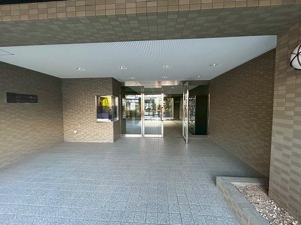 藤和シティホームズ池田井口堂 共用部写真（エントランス）