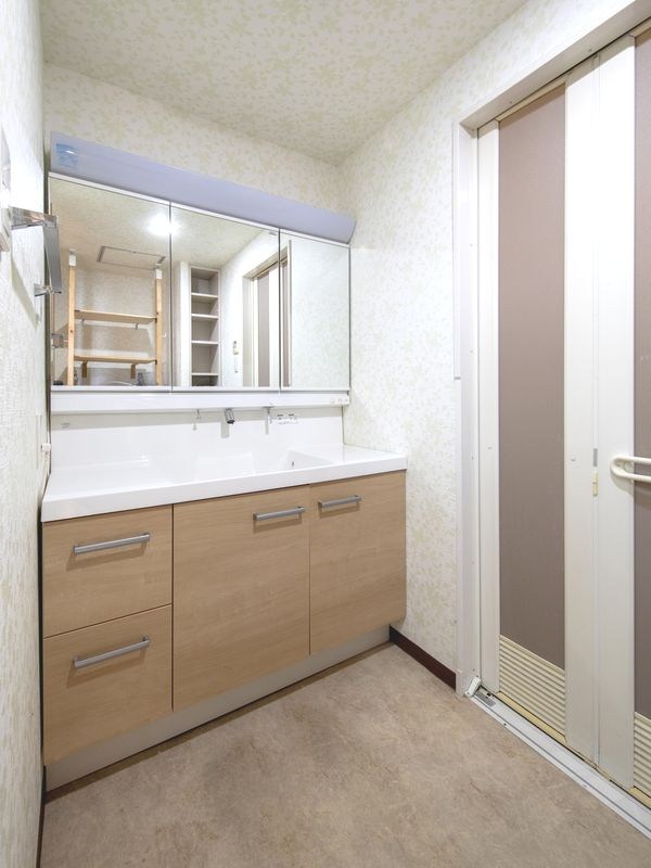 【CASA】ランフォルセ高槻パークガーデン≪LDK25帖超×ワイドスパンバルコニー≫ 内観写真（洗面台・洗面所）