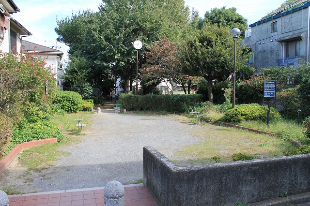 【CASA】ランフォルセ高槻パークガーデン≪LDK25帖超×ワイドスパンバルコニー≫ 公園