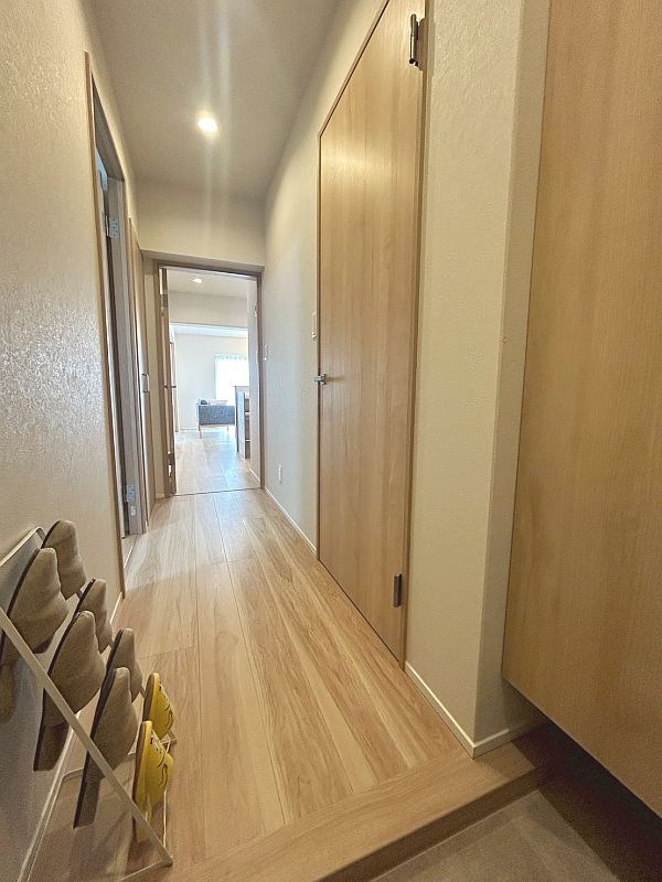 【CASA】宝塚御殿山マンション 現地写真（玄関）
