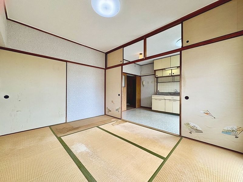 【CASA】若山台住宅34号棟 内観写真（リビング以外の居室）
