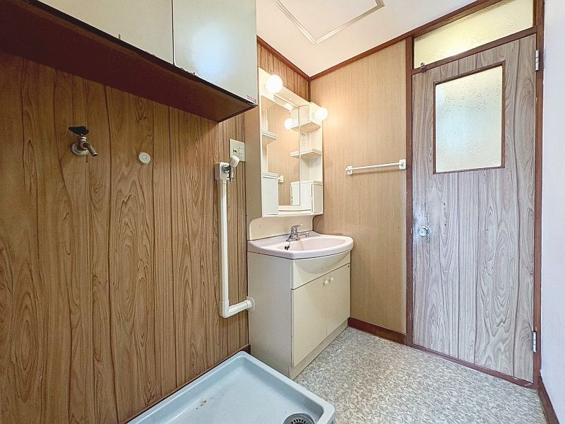 【CASA】若山台住宅34号棟 内観写真（洗面台・洗面所）