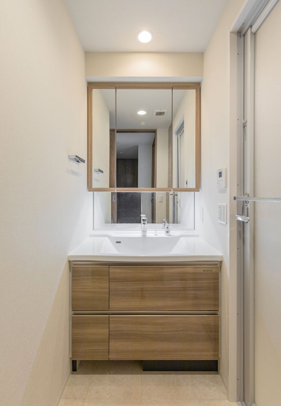 【CASAの仲介】ワコーレ伊丹西台ステーションエンブレム 内観写真（洗面台・洗面所）