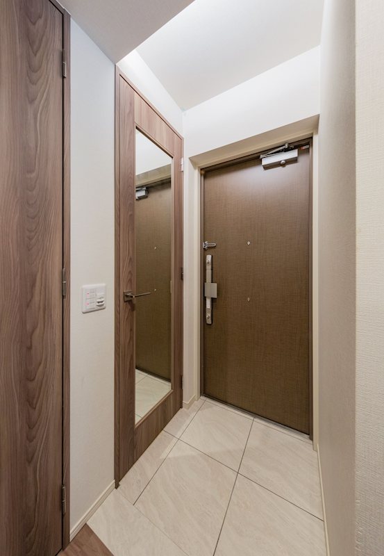 【CASAの仲介】ワコーレ伊丹西台ステーションエンブレム 現地写真（玄関）