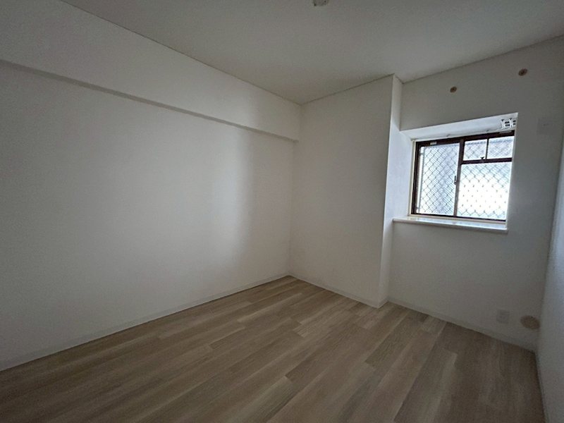 クラウンハイム東淀川2番館 内観写真（リビング以外の居室）