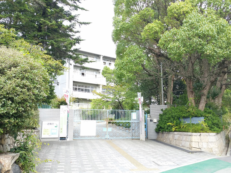 インプレスト千里中央 小学校
