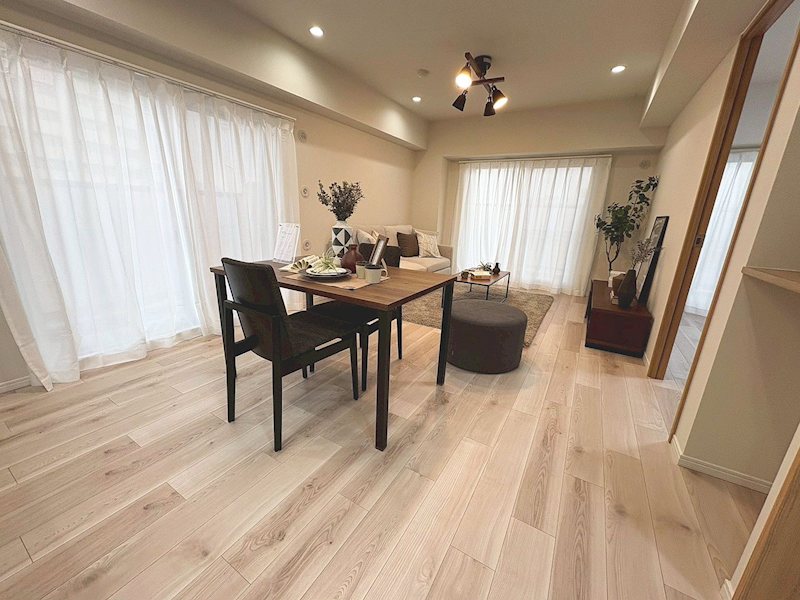 【CASA】日興宝塚南口スカイマンション 内観写真（リビング）