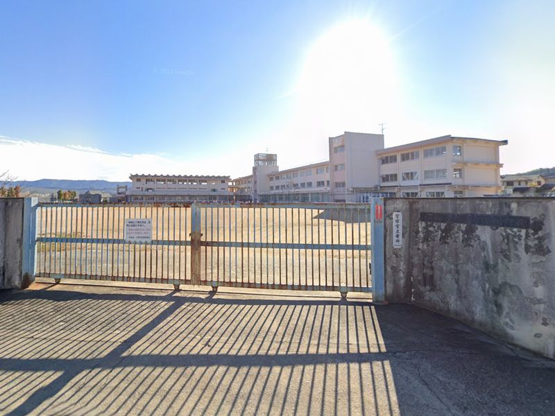 【CASA】清和台住宅団地9号棟 小学校