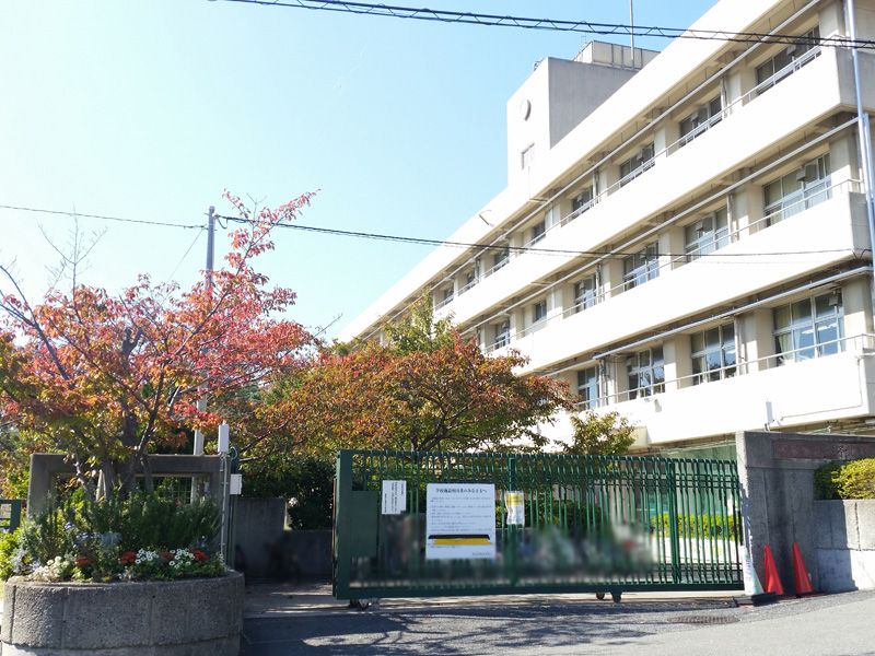 コスモフォレスタ箕面 小学校