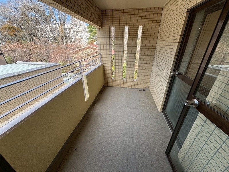 【CASA】朝日プラザ逆瀬川南 現地写真（バルコニー）