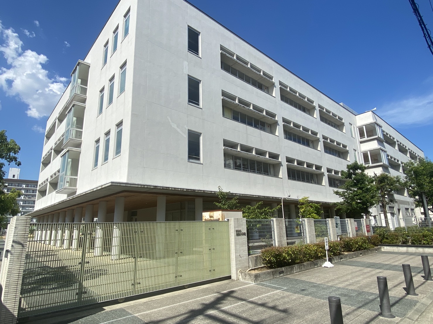 【CASA】 ワコーレディセ西宮 小学校