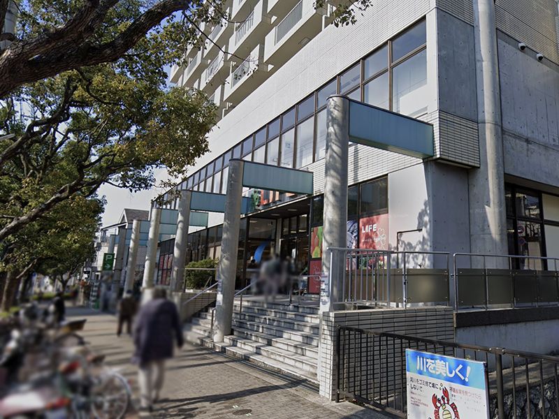 コージースクエア御影 スーパー