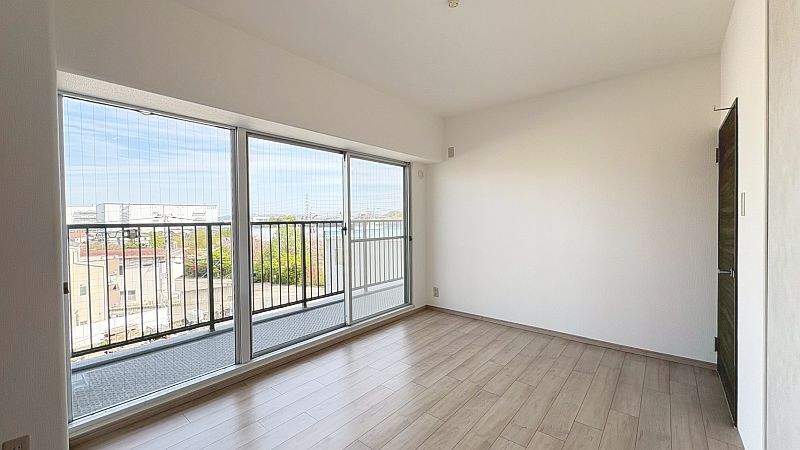 【CASA】カルチェ茨木 内観写真（リビング以外の居室）