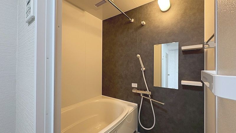 【CASA】カルチェ茨木 内観写真（浴室）