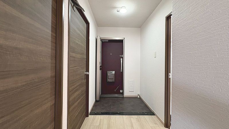 【CASA】カルチェ茨木 現地写真（玄関）